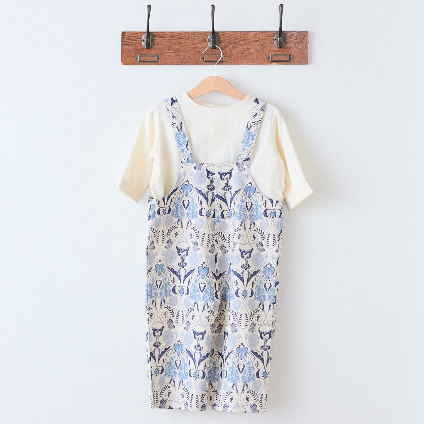 Arriving Late November: Sanae Sugimoto Afternoon Fun Toile - Periwinkle - COTTON/LINEN Sheeting Fabric - homesewn