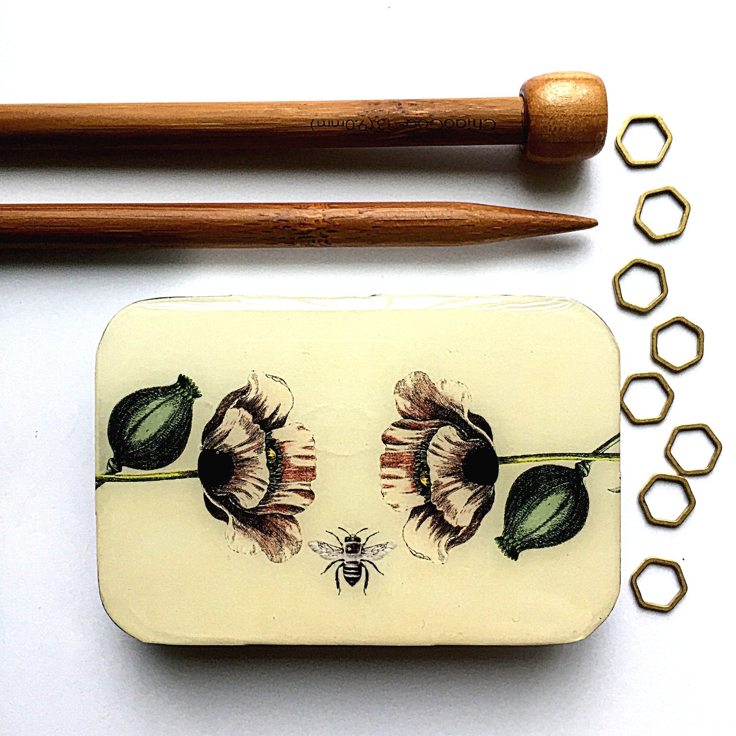 Bee and Poppy Tin - homesewn
