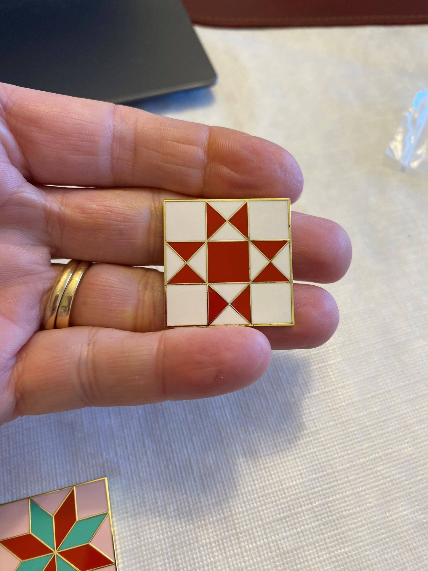 Ribbon Star Quilt Block Enamel Magnetic Needle Minder - homesewn