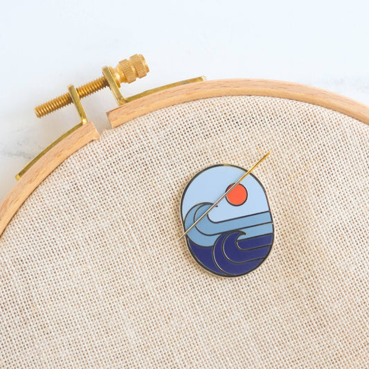 Rising Tide Magnetic Needle Minder - homesewn