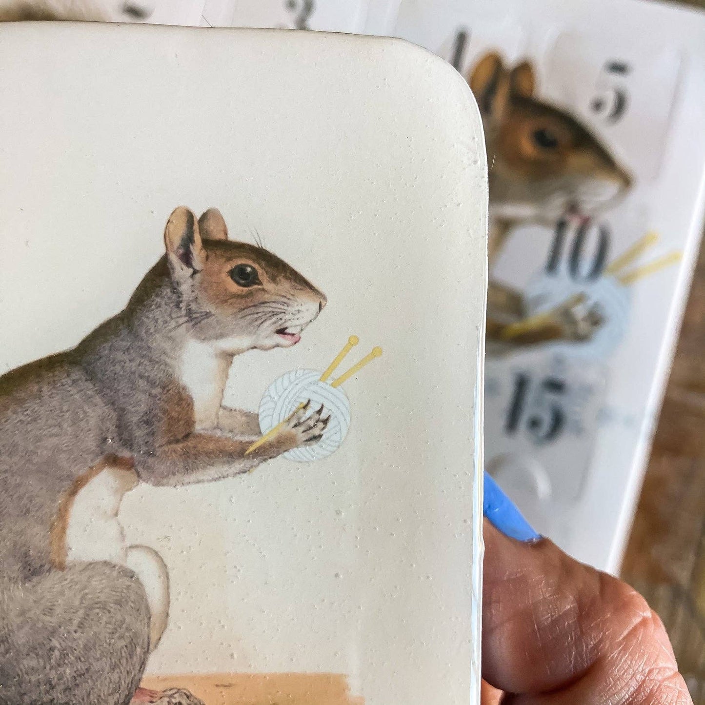 Yarn Squirrel tin - homesewn