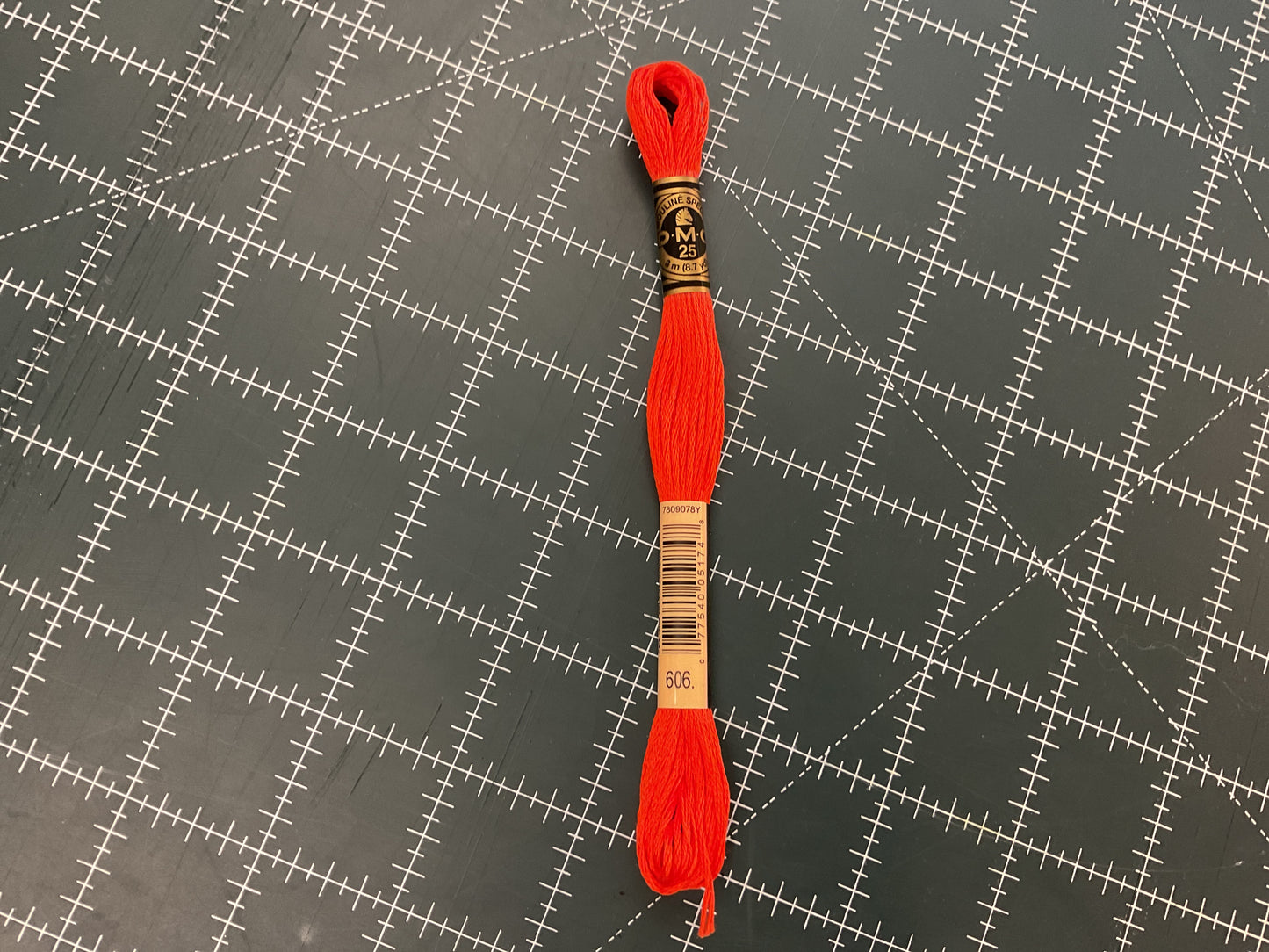 401-900 DMC Embroidery Floss