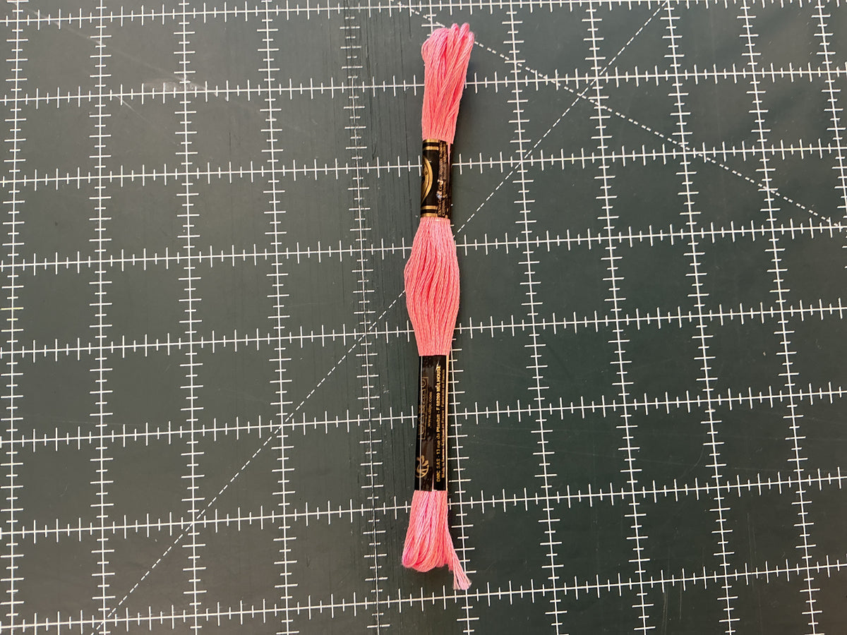 900+ DMC Embroidery Floss