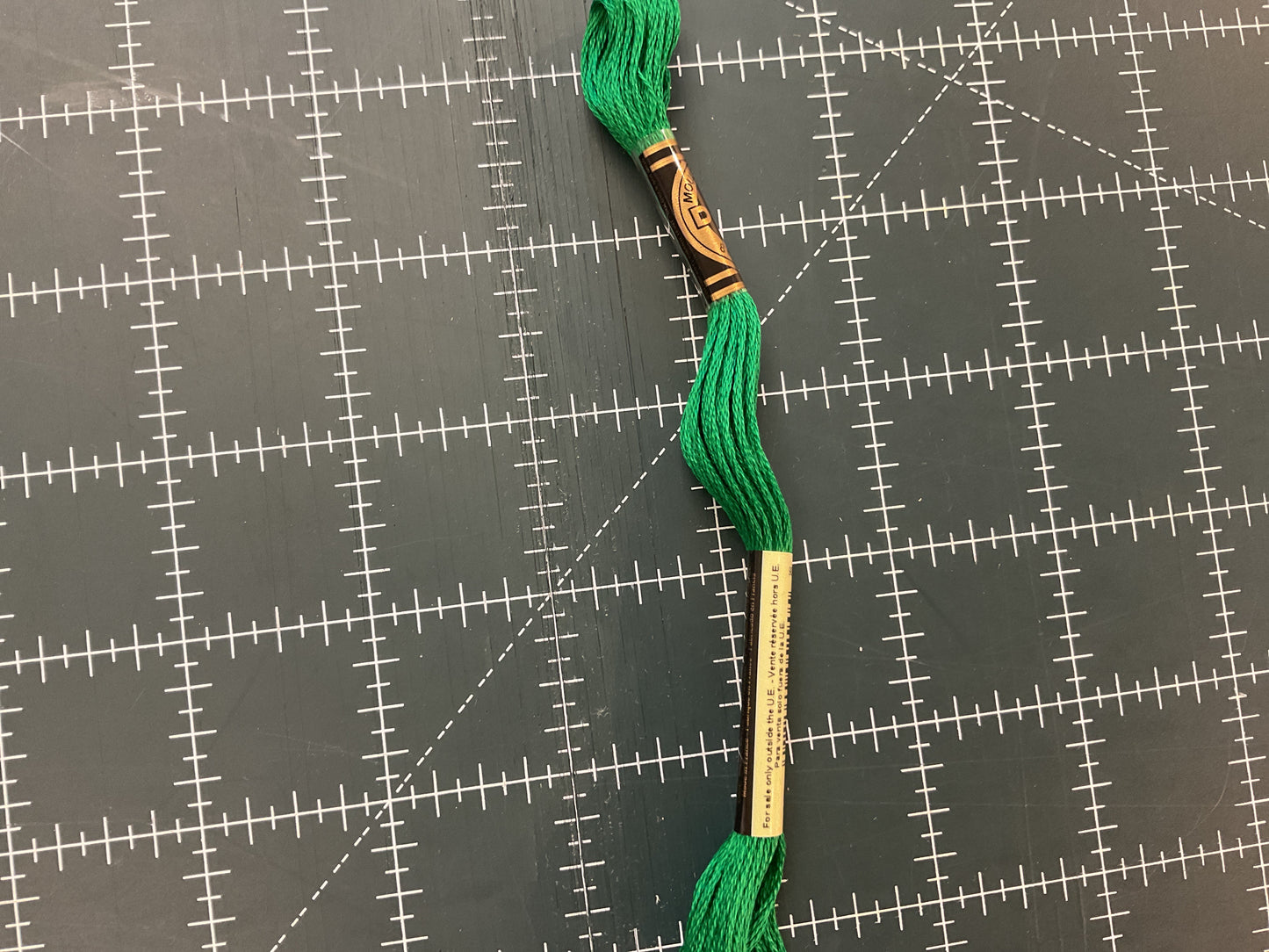 900+ DMC Embroidery Floss