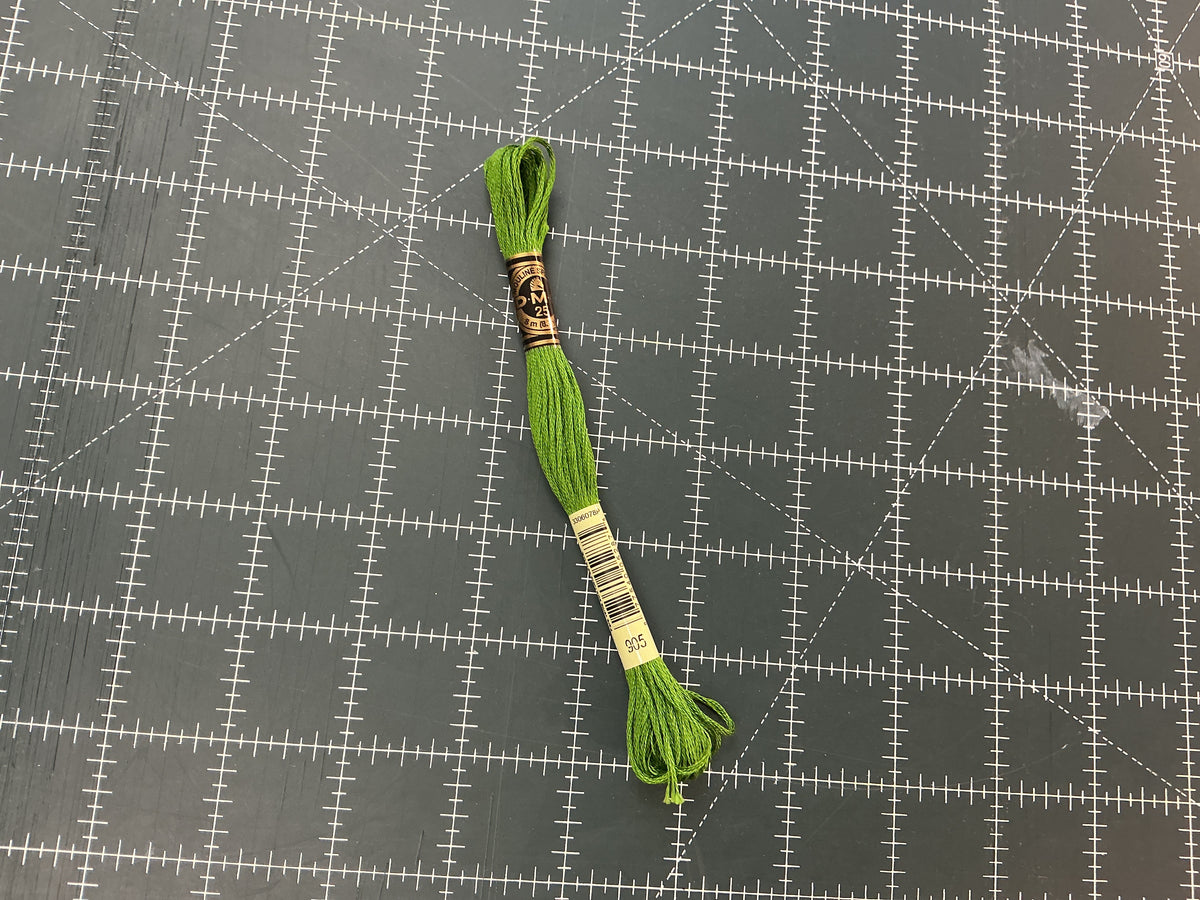 900+ DMC Embroidery Floss