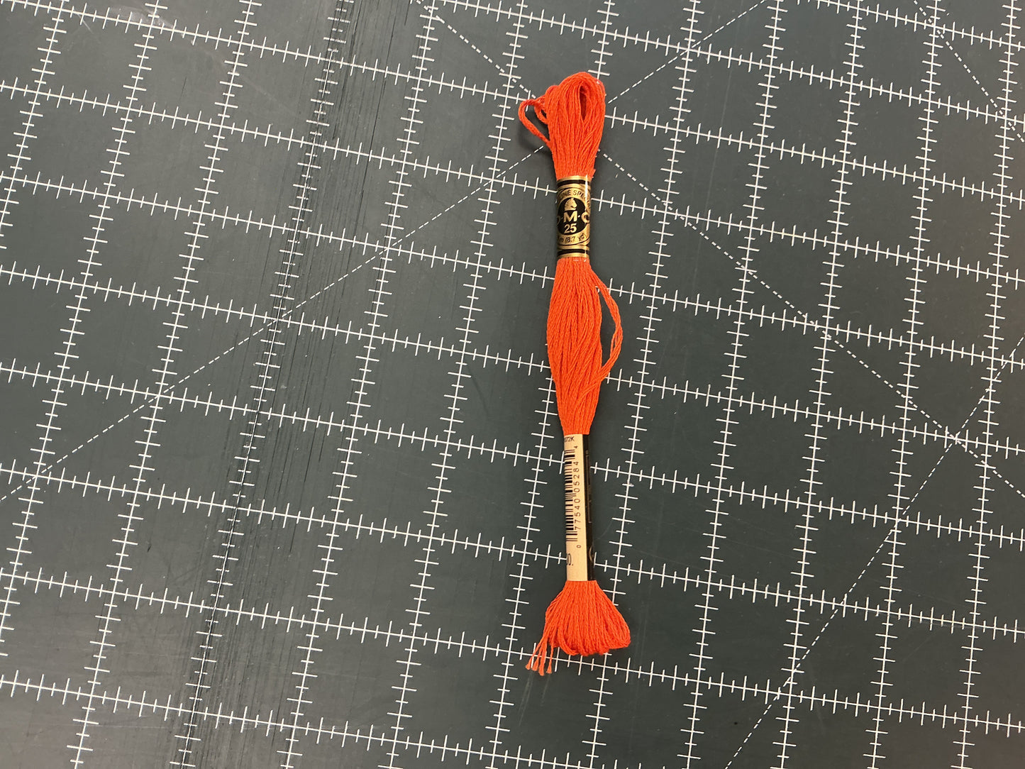 900+ DMC Embroidery Floss