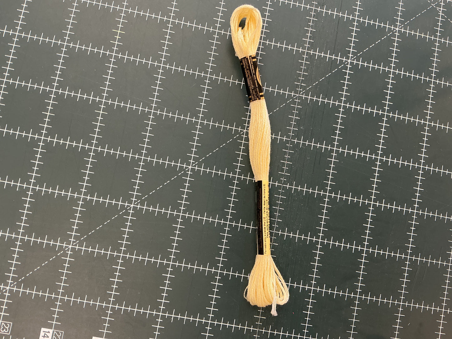 900+ DMC Embroidery Floss