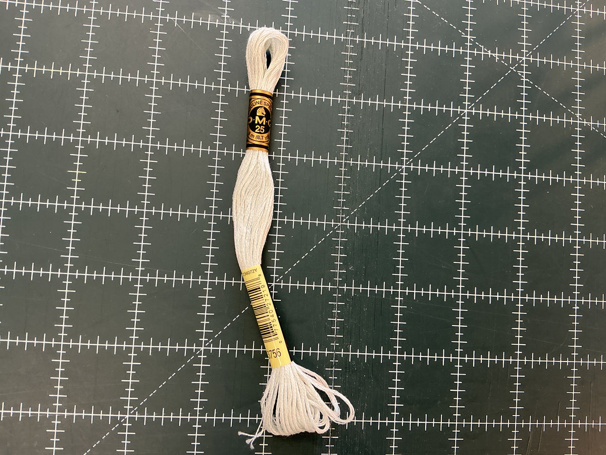 900+ DMC Embroidery Floss