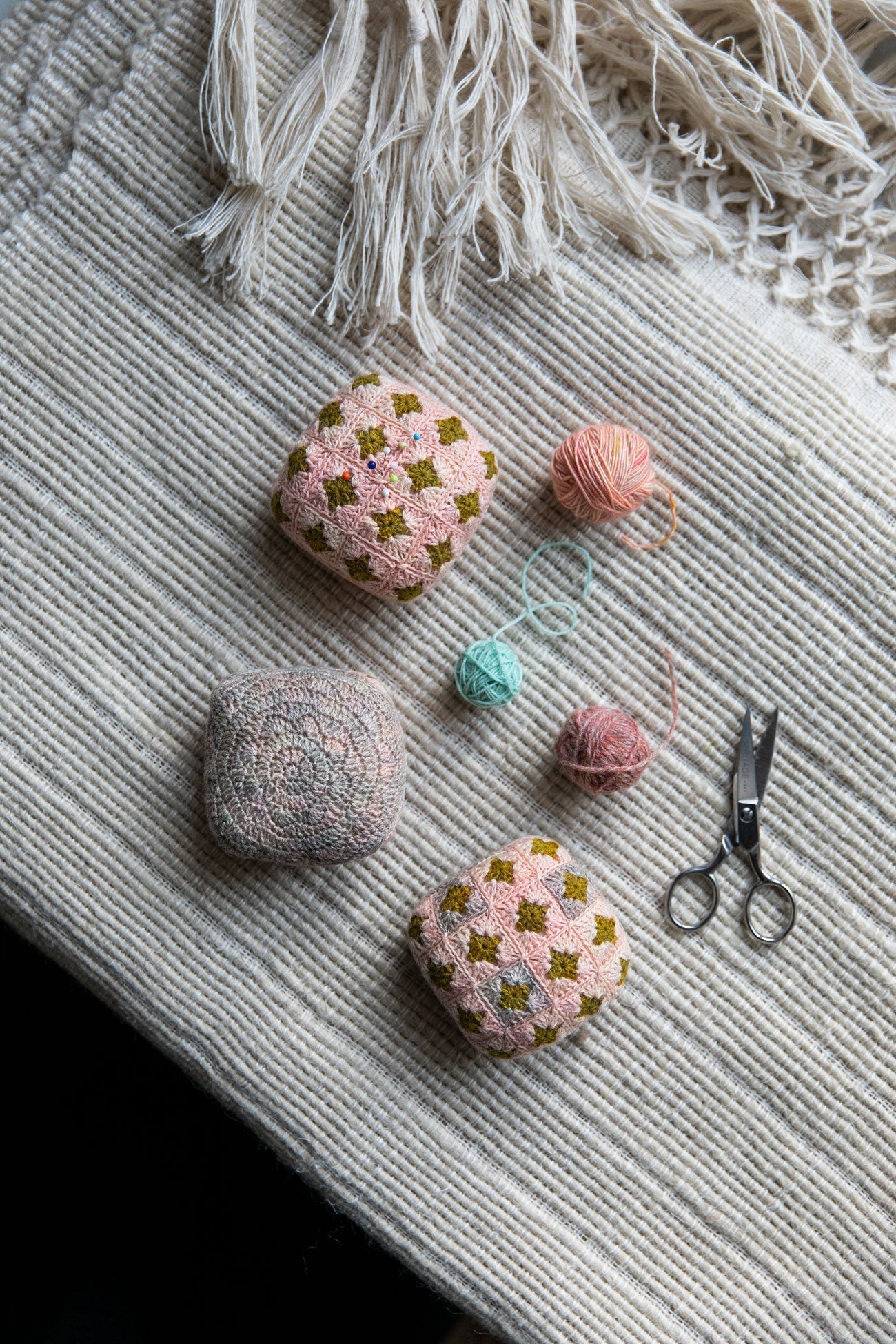 52 Weeks of Scrap Yarn: Projects for Crafters - homesewn