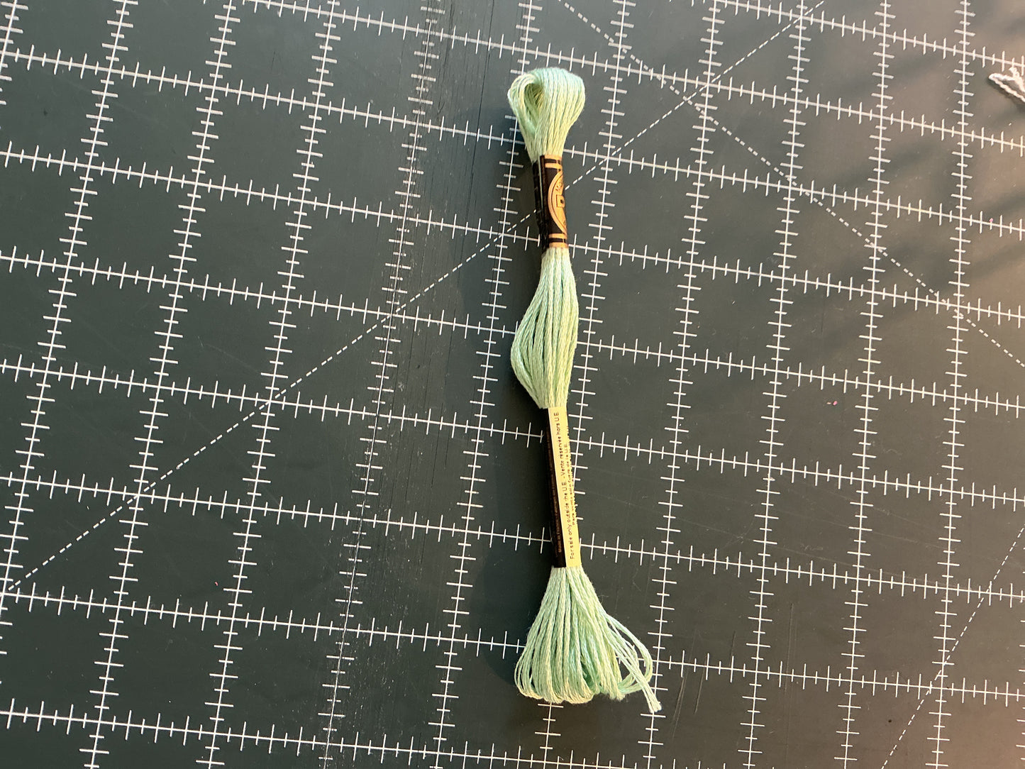 900+ DMC Embroidery Floss
