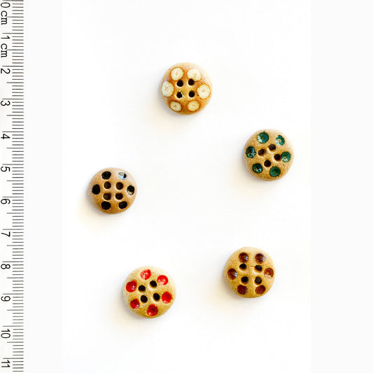 L571 Various Colour Dot Sewing Buttons