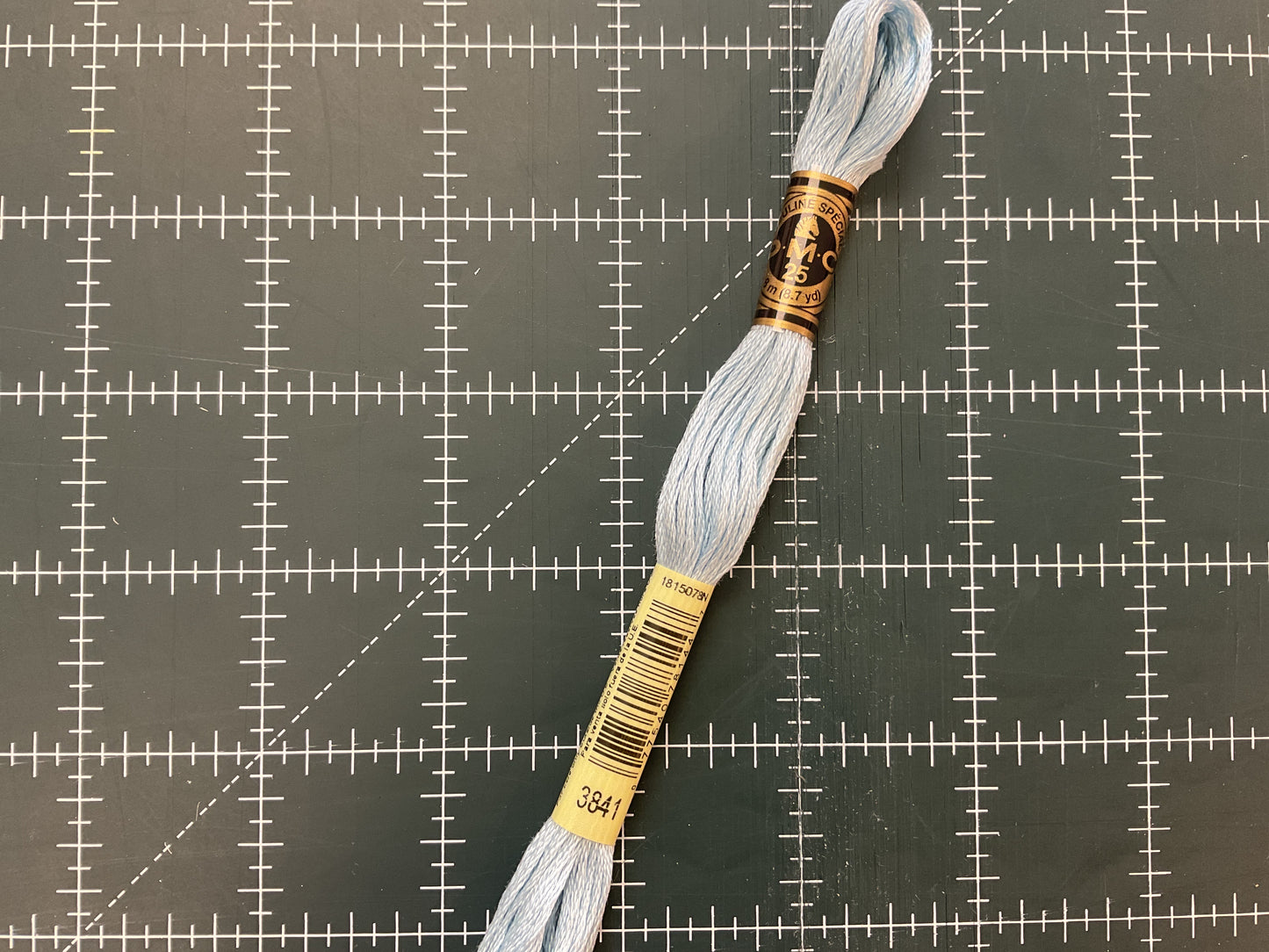 900+ DMC Embroidery Floss