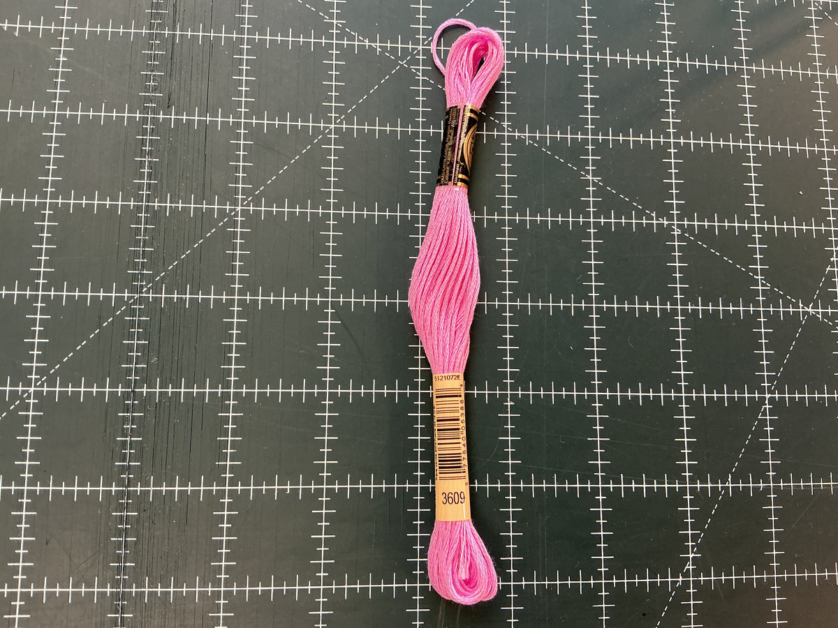 900+ DMC Embroidery Floss