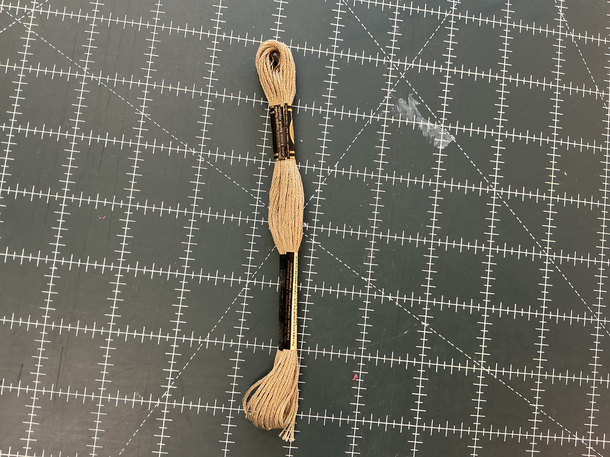 900+ DMC Embroidery Floss