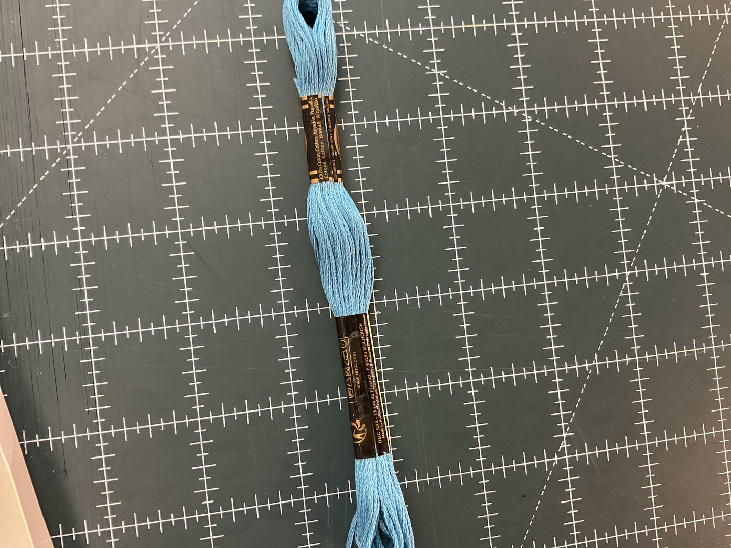 401-900 DMC Embroidery Floss