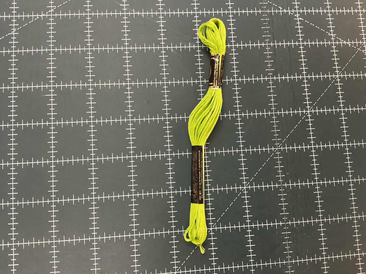 900+ DMC Embroidery Floss