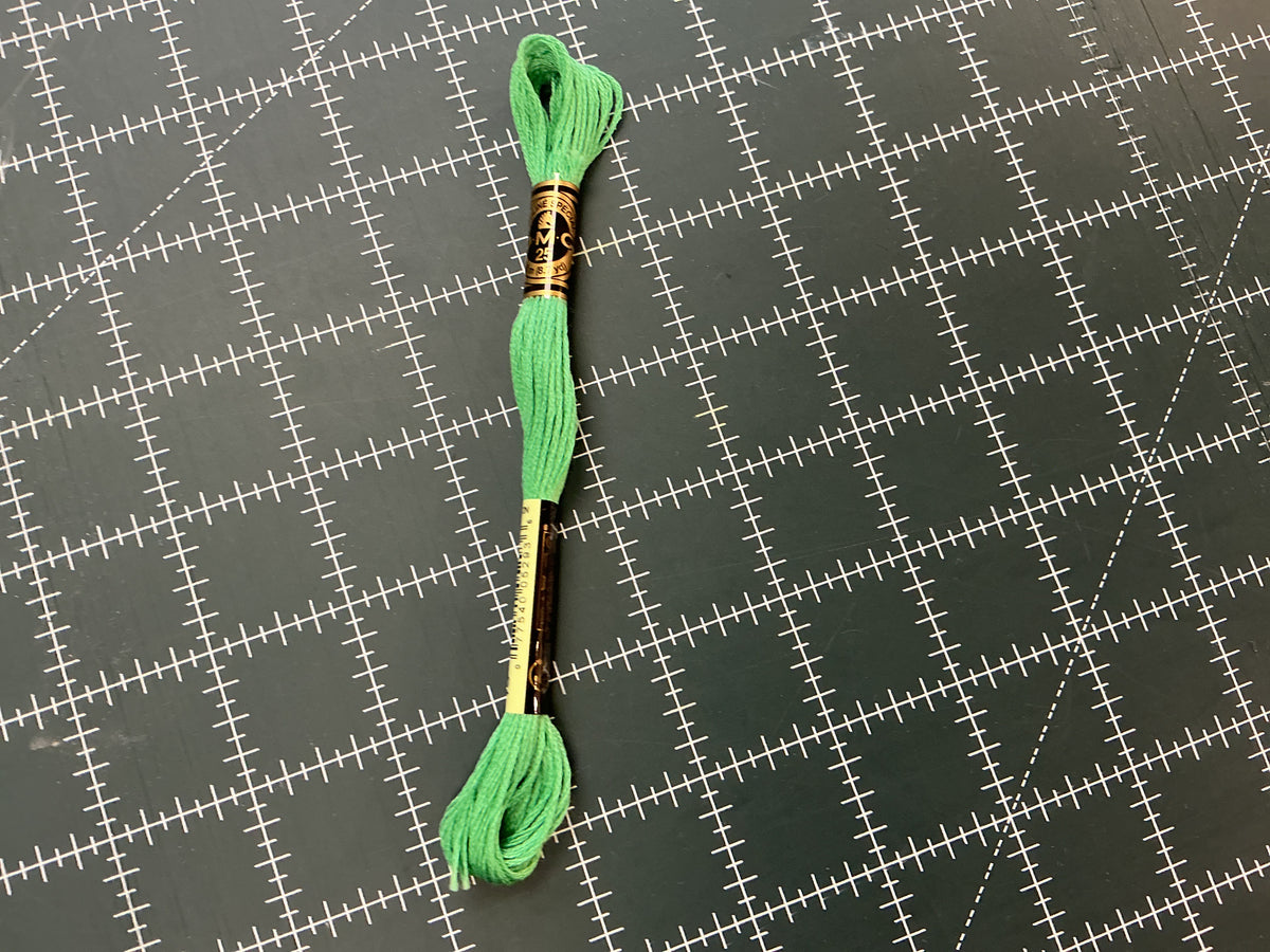 900+ DMC Embroidery Floss
