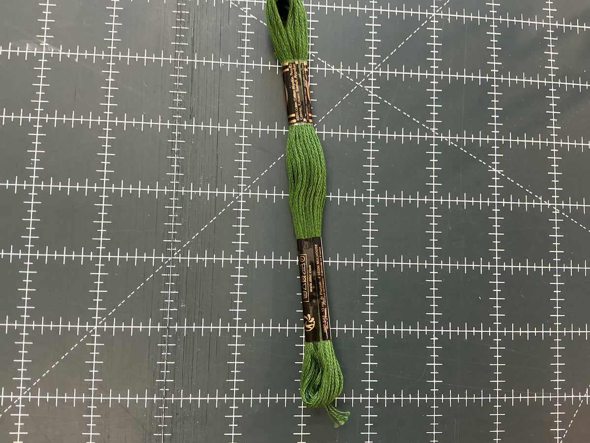 900+ DMC Embroidery Floss