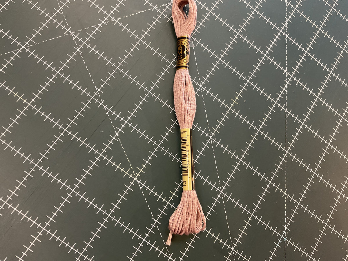 401-900 DMC Embroidery Floss