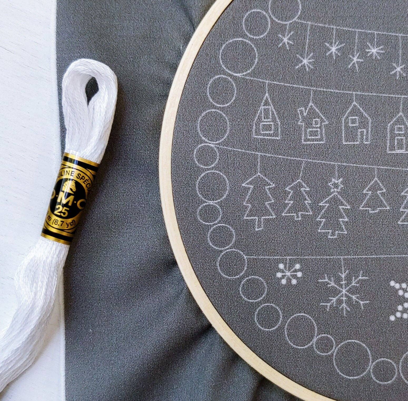 Cozy holiday embroidery kit - homesewn
