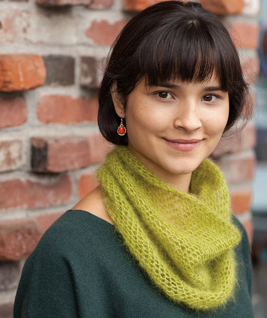 Crocheted Mobius Cowl Pattern - Crochet Pattern - homesewn