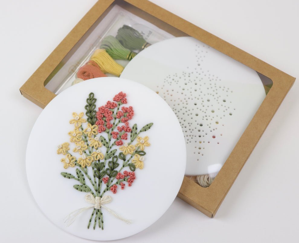 Daisy Bouquet Acrylic Embroidery Disk Kit - homesewn