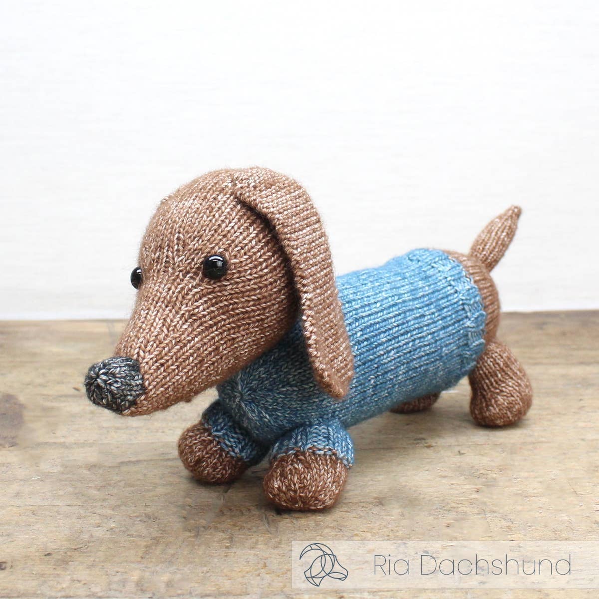 DIY Knitting Kit - Ria Dachshund - homesewn