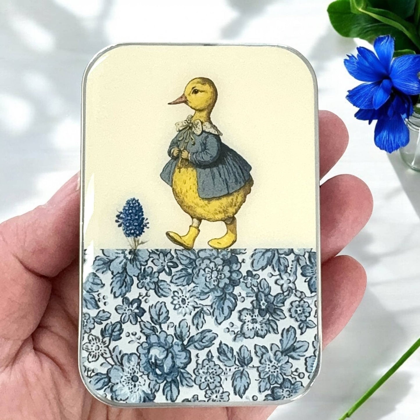 Duck and flower notions tin - homesewn