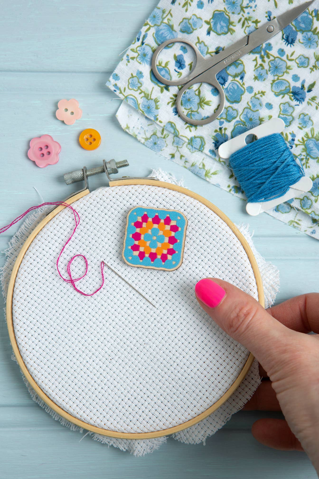Granny Square Crochet Magnetic Needle Minder - homesewn