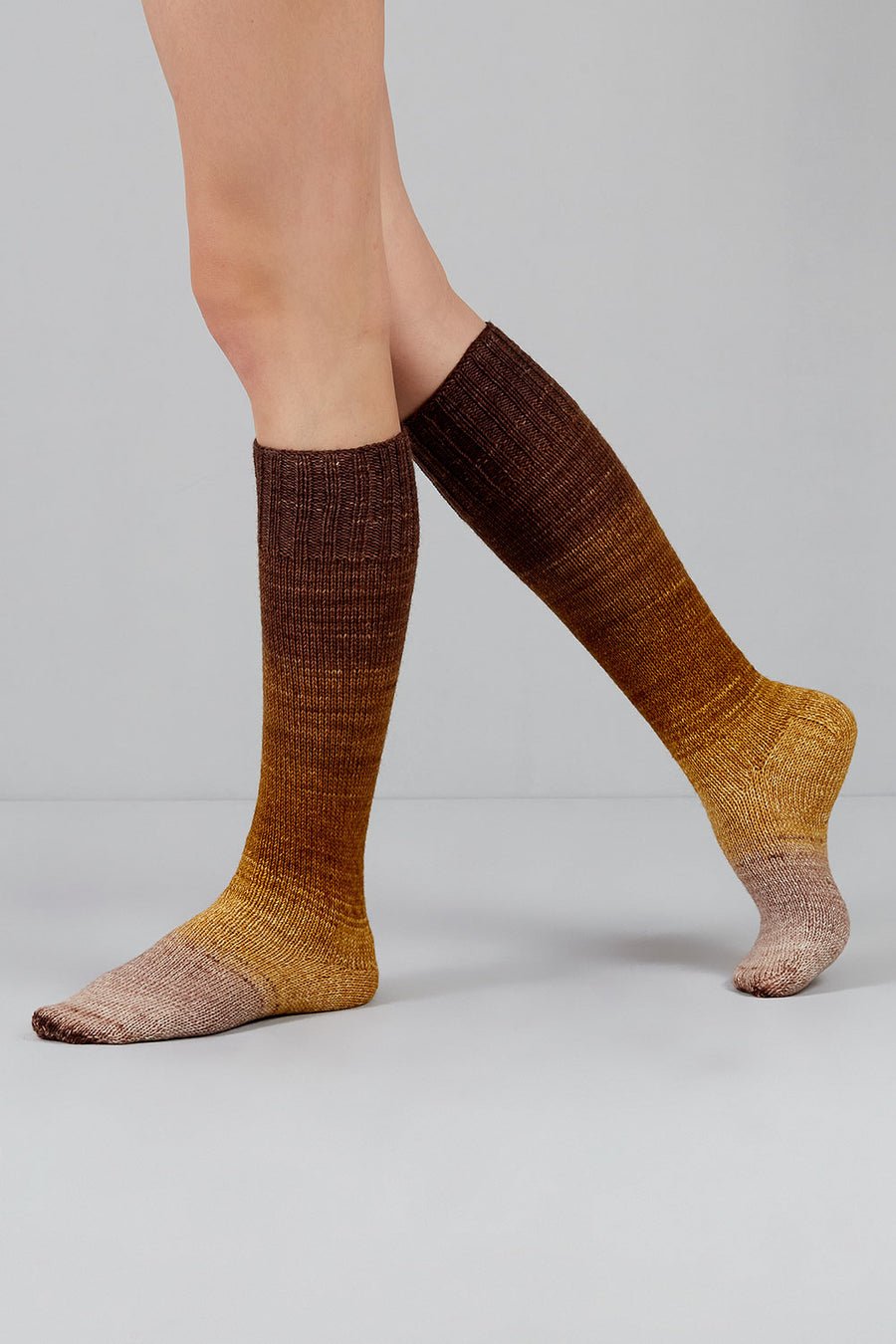 Gusto Echoes SW - Fingering Weight - homesewn