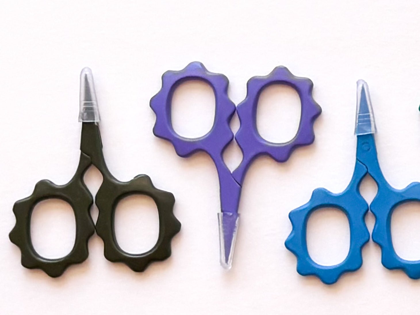 Hand Forged Scisssors - Wavy - homesewn