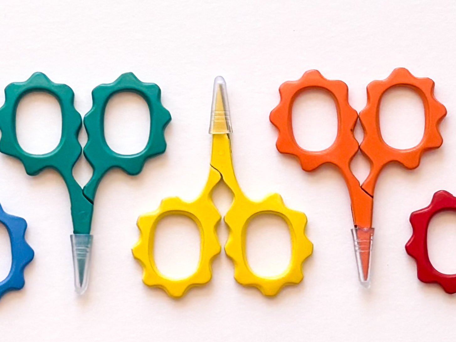 Hand Forged Scisssors - Wavy - homesewn