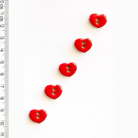 L559 Red Heart Buttons - homesewn