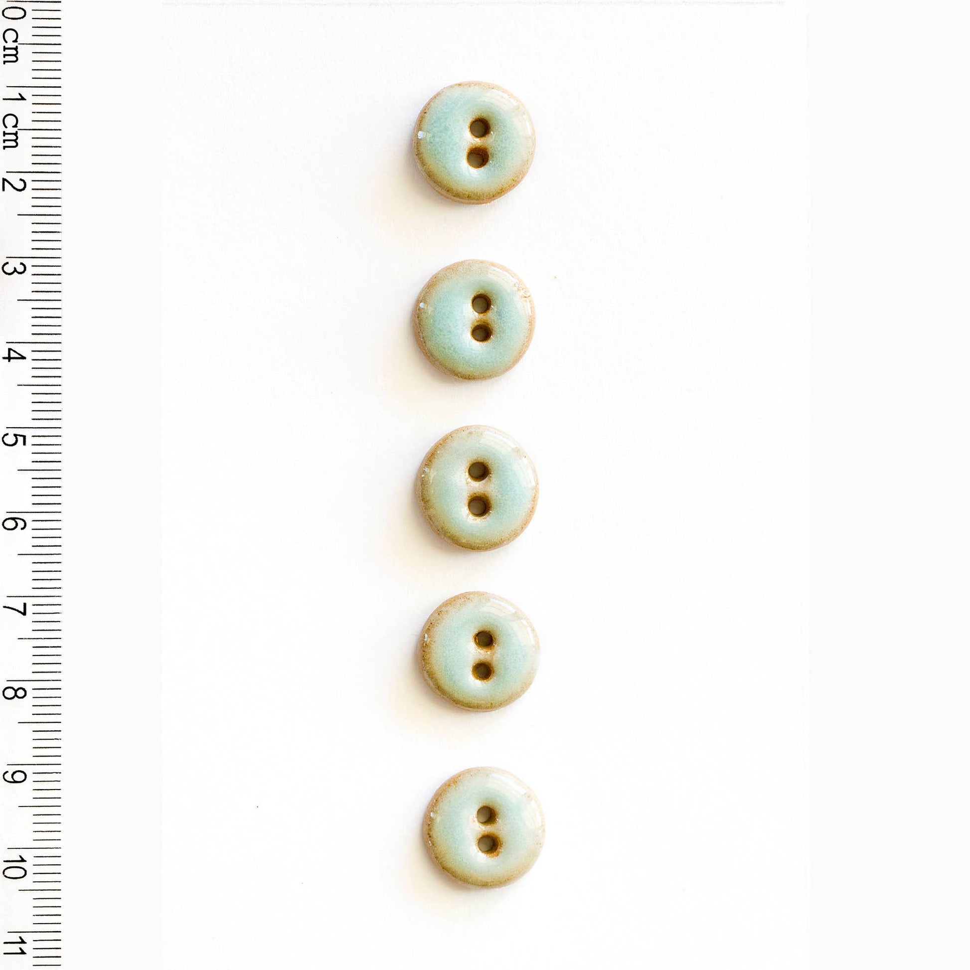 L574 Shiny Buttons - homesewn