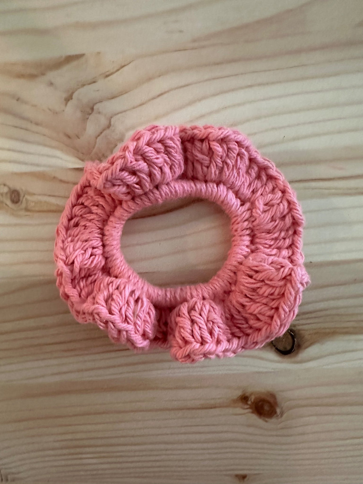 Learn to Crochet: Scrunchie - homesewn