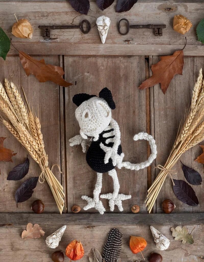 Magdalena the Cat Skeleton Crochet Kit - homesewn