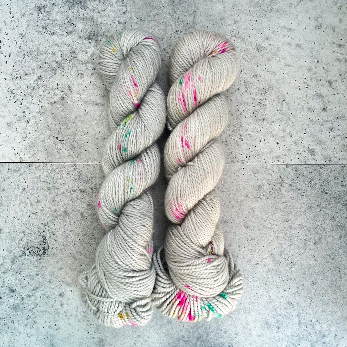 Mama Bear DK - 45% Baby Alpaca/45% 19.5 Micron Merino/10% Mulberry Silk - homesewn