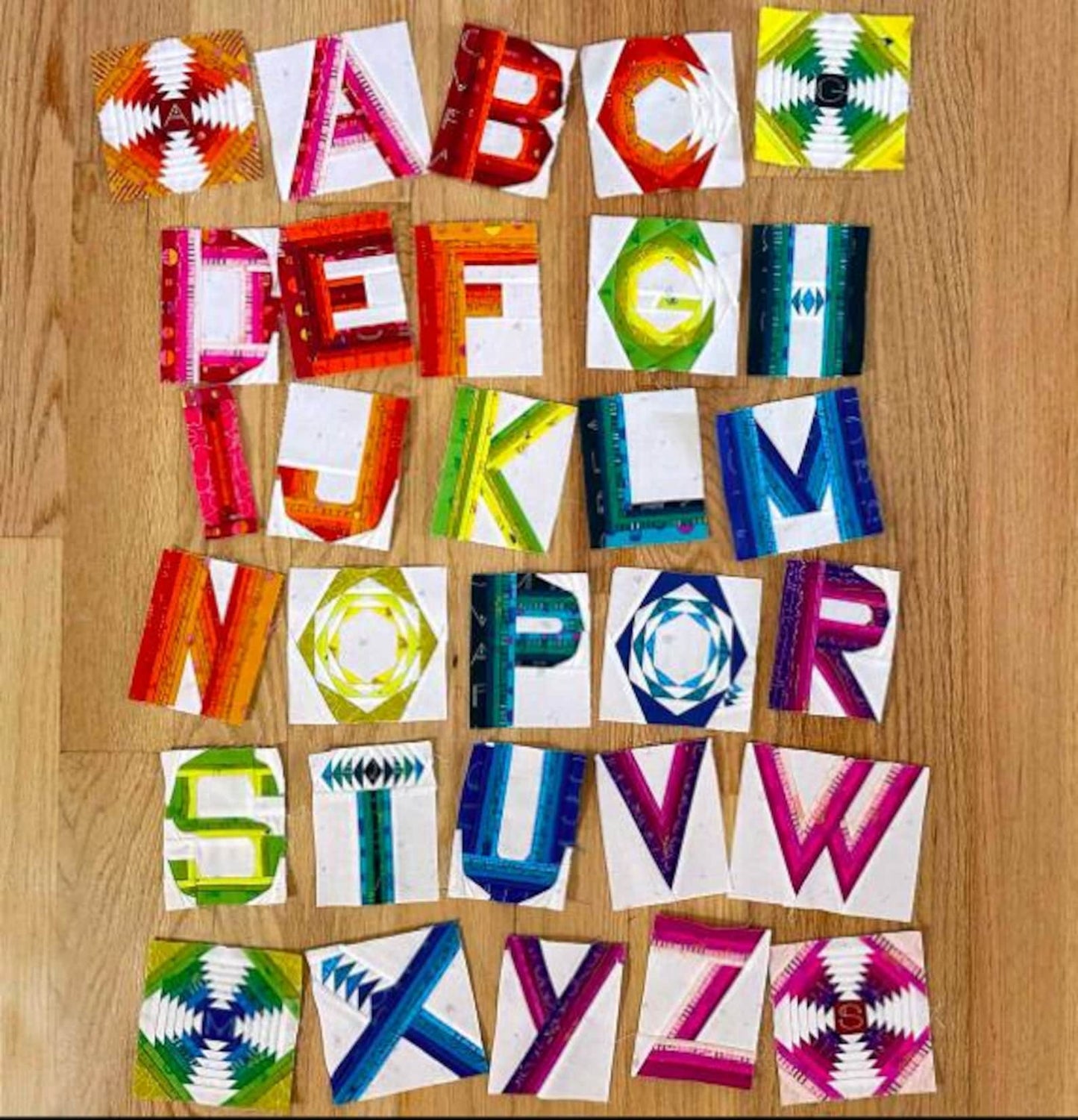 Mini Alphabet Quilt Pattern - Alison Glass & Guicy Guice - homesewn