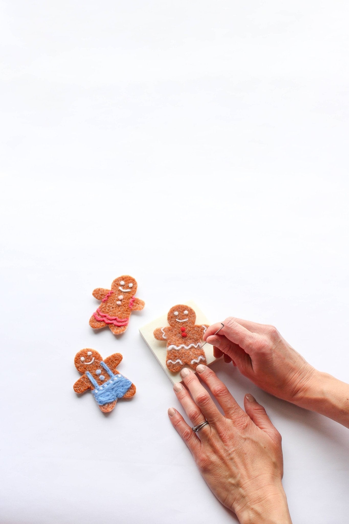 Mini Gingerbread Cookie Felting Craft Kit - homesewn