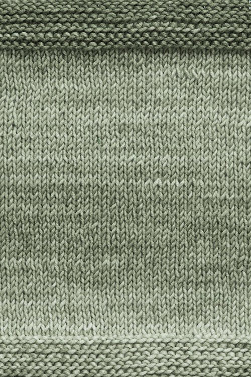 Monokrom Worsted Weight Yarn - 100g/220y - 100% Superwash Merino - homesewn