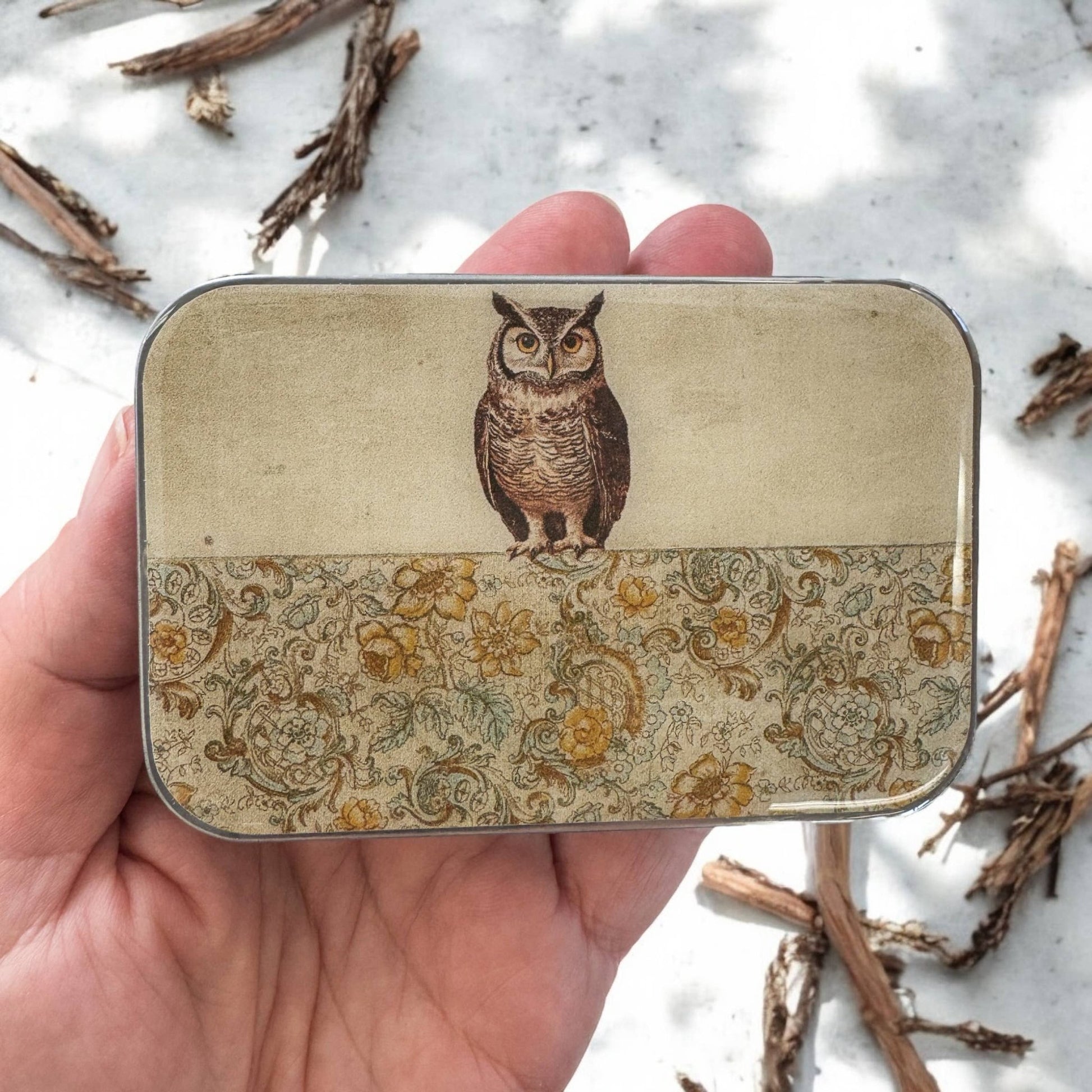 Owl Notions Tin - homesewn