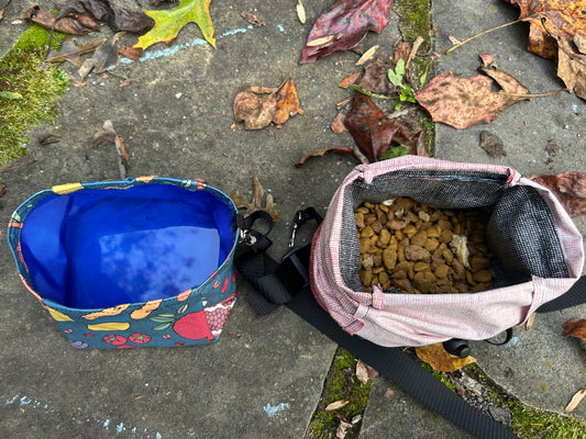 558 – Folding Pet Bowl & Chow Bag Pattern