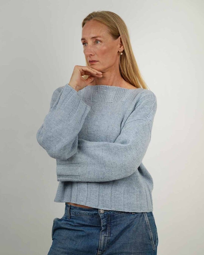 Easy Peasy Rose Sweater, No 4 + 12 strikkekit