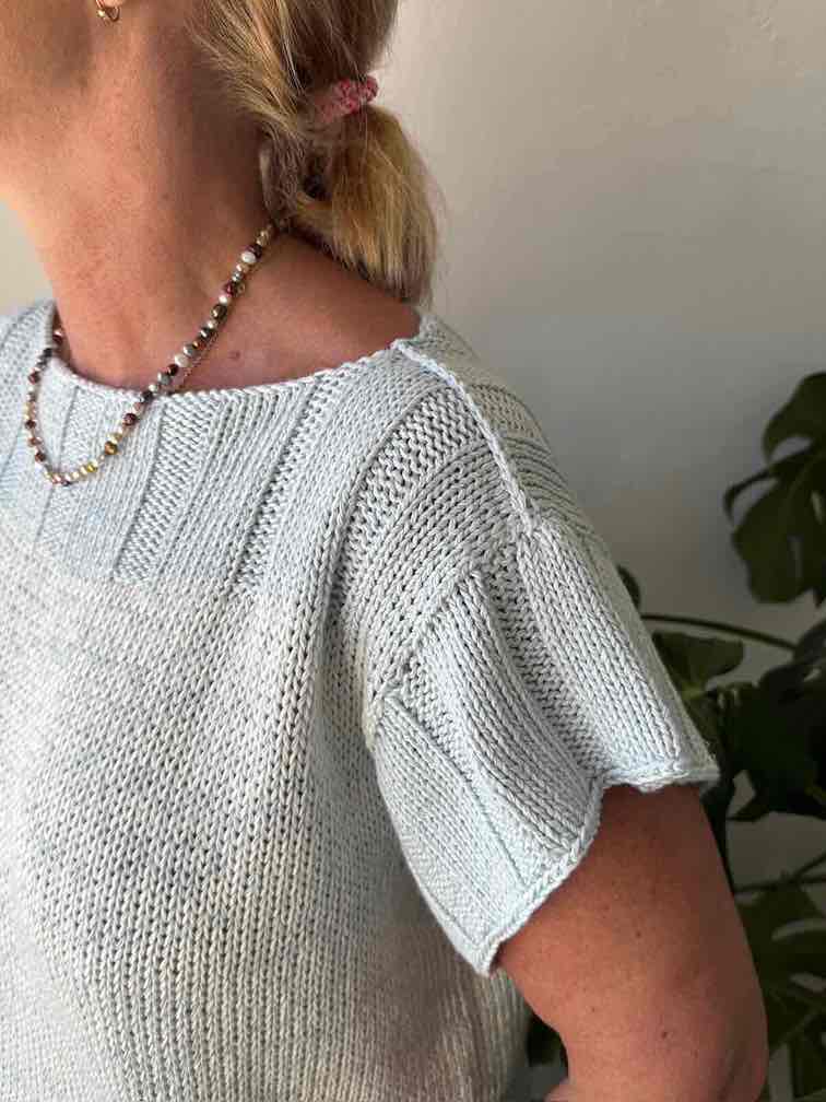 Easy Peasy Rose tee, strikkeopskrift