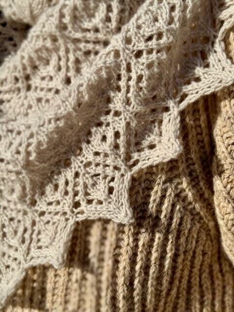 Mrs H's Summer Shawl by Önling, knitting pattern