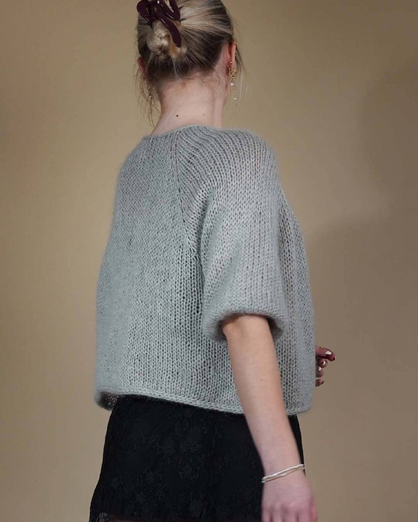 Easy Peasy Chunky Cardigan, No 4 + silk mohair strikkekit (2 farver) Strikkekit Önling - Katrine Hannibal