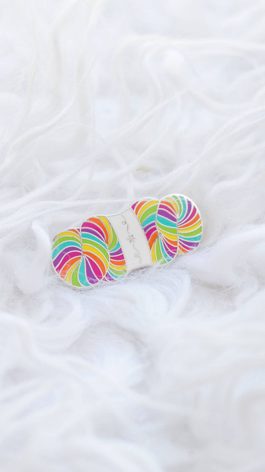 Skein Enamel Pin, Sewing Gift, Quilter, Fabric, Thread - homesewn