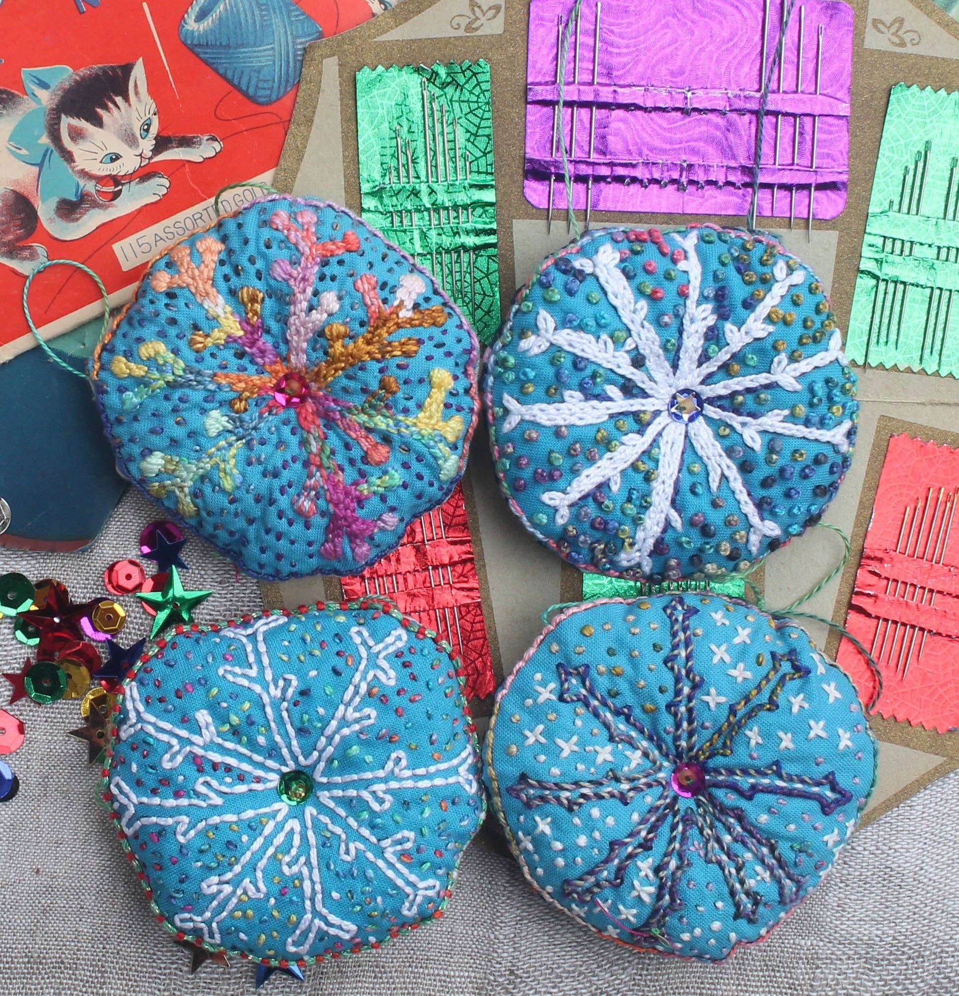 Snowflakes Ornaments Sampler - homesewn