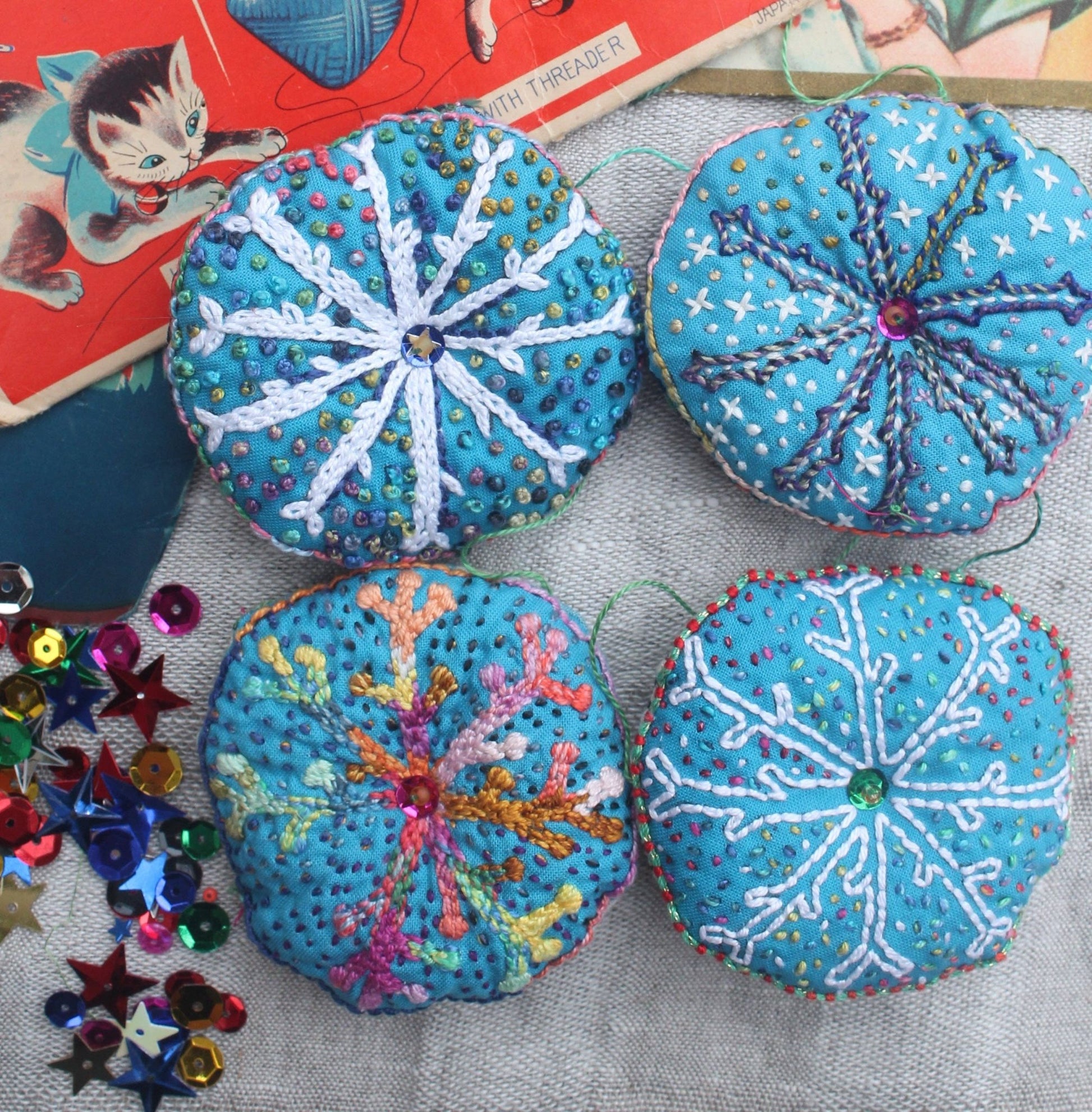 Snowflakes Ornaments Sampler - homesewn