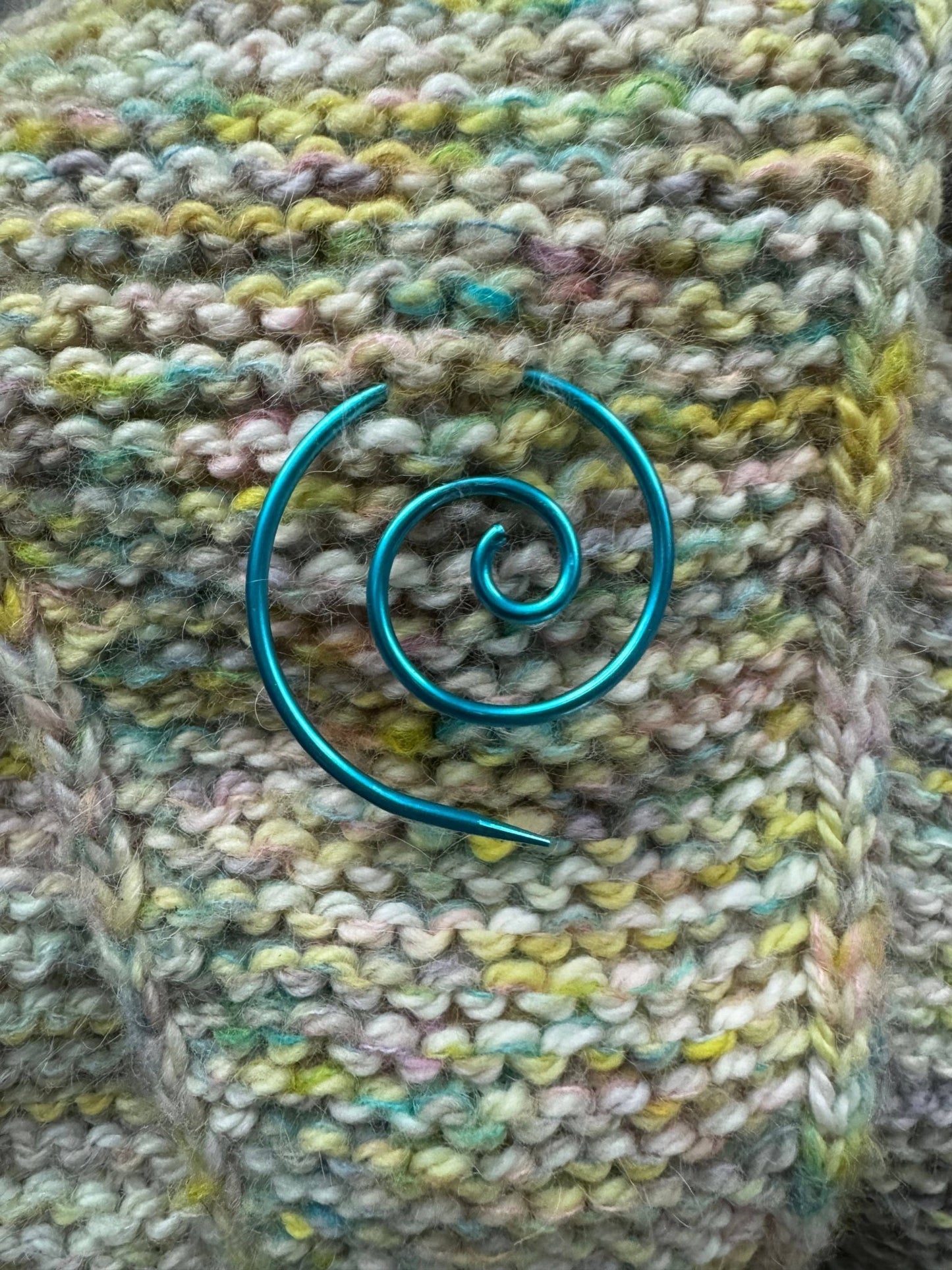 Spiral Cable Needle - homesewn